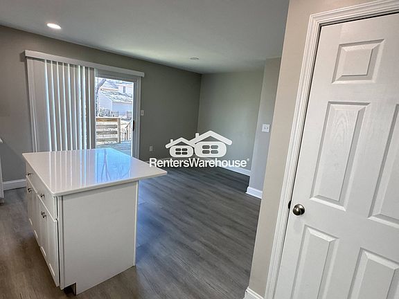 5th image of 647 Saltzman Rd