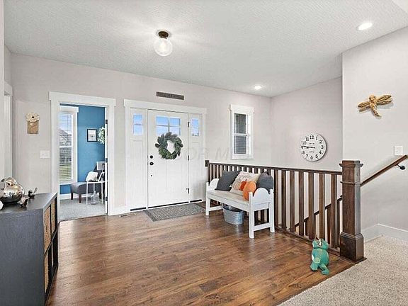 3rd image of 375 Buena Vista Dr