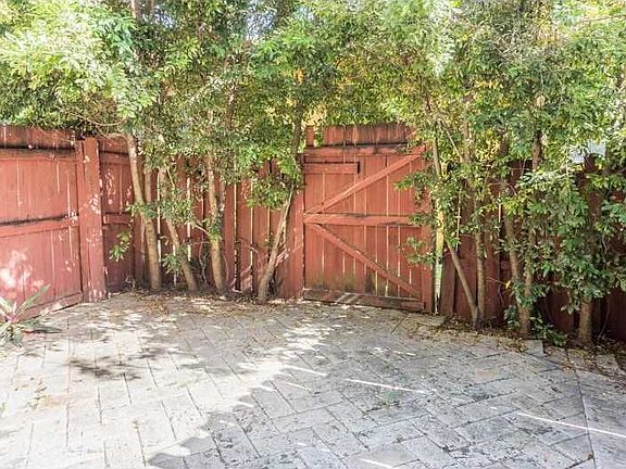 2nd image of 5297 SW 40th Ave #7