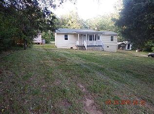 746 N Holiness Ch Rd, Wilkesboro, NC 28697