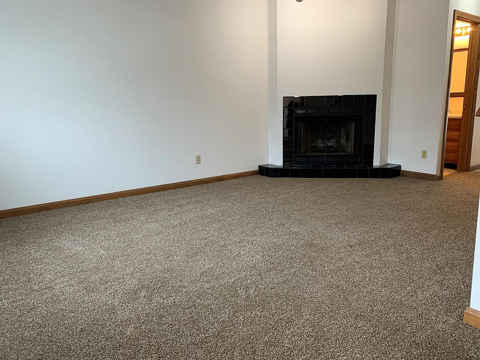 1st image of 1465 Brookwood Village Dr