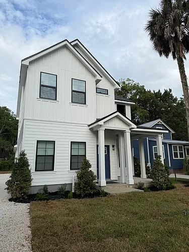 59 Weeden St #A Photo 1