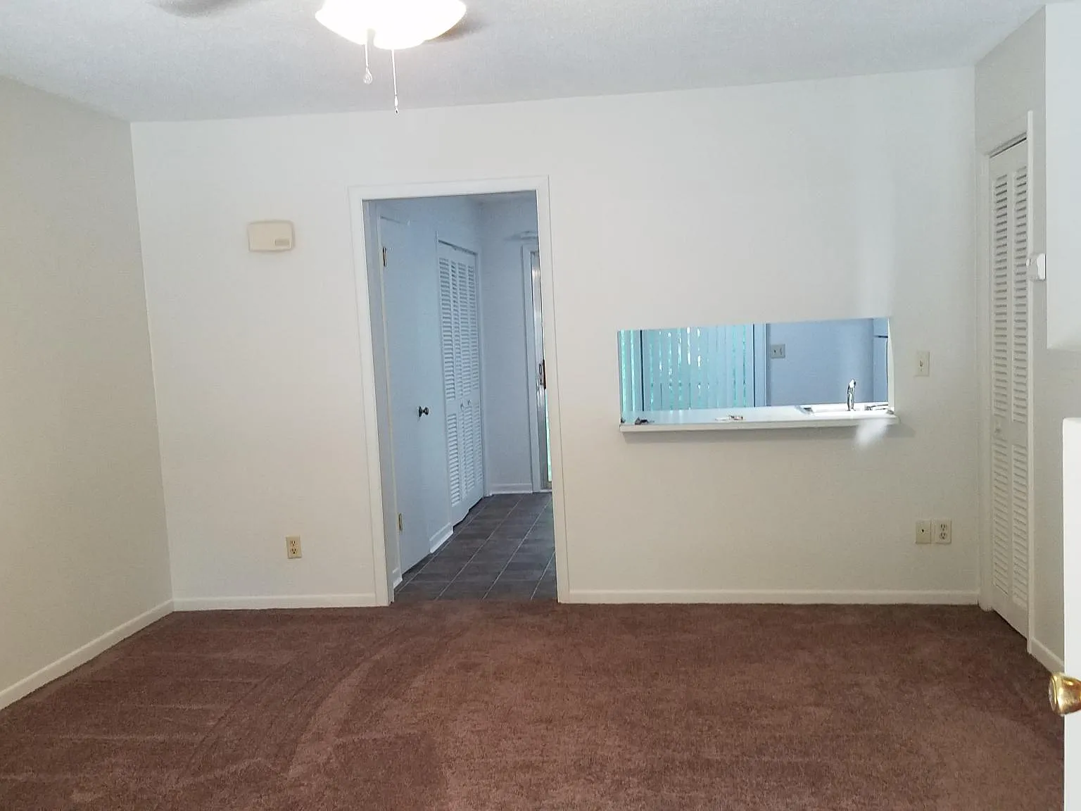 2 bed, 1.5 bath, 1200 sqft, $1,350 — Photo 2
