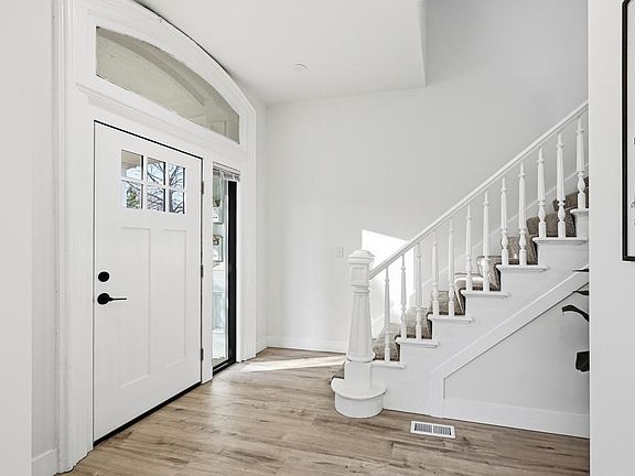 4th image of 1136 Prairie AVENUE