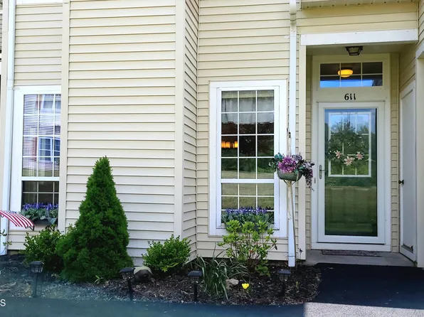 611 Apex Lane, Troy, NY 12182