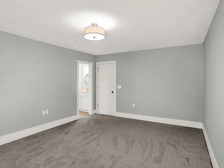 16893 Oak Manor Dr — Photo 50