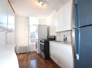 112 Calyer St #301, Brooklyn, NY 11222