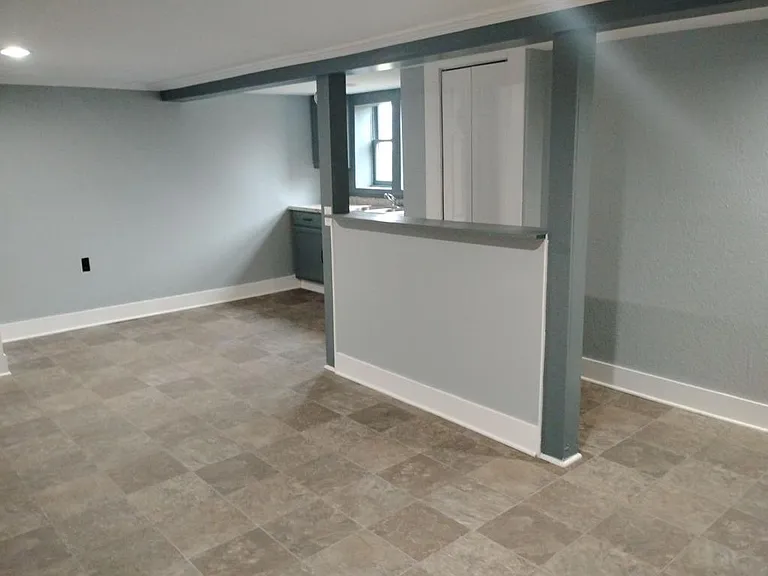 5610 S Main St — Photo 10