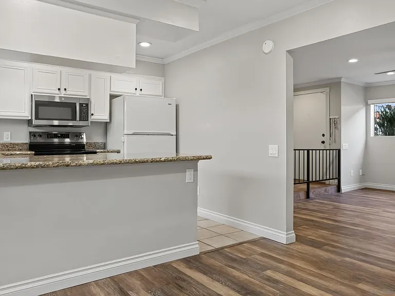 7988 Mission Center Ct #C — Photo 3