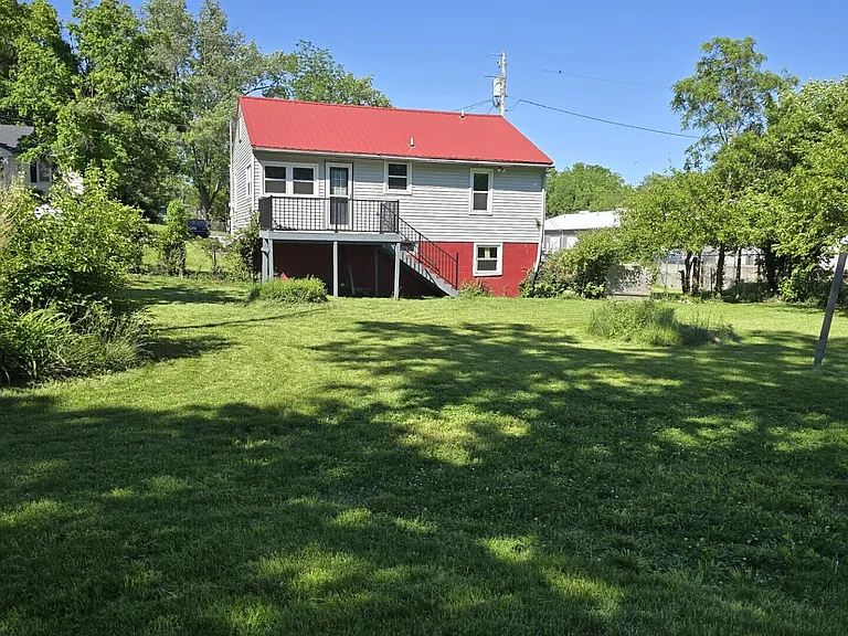 204 S Robbins Ct — Photo 32