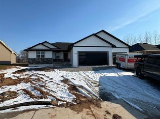 1588 Marie Ln, Green Bay, WI 54313