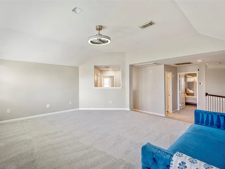 17603 Fall River Pass Ct — Photo 38