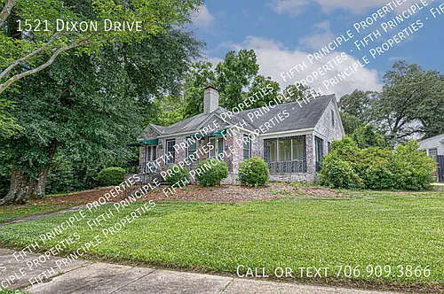 1521 Dixon Dr Photo 1