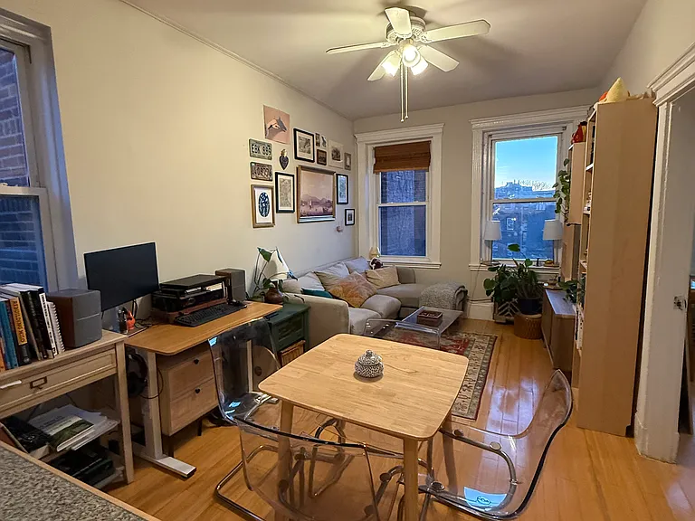 70 Joy St #15 — Photo 3