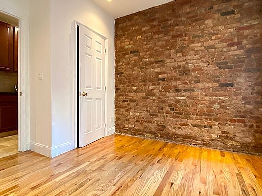 3rd image of 222 Thompson St APT 11