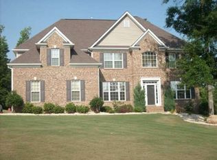 236 Rosebay Ln, Sharpsburg, GA 30277