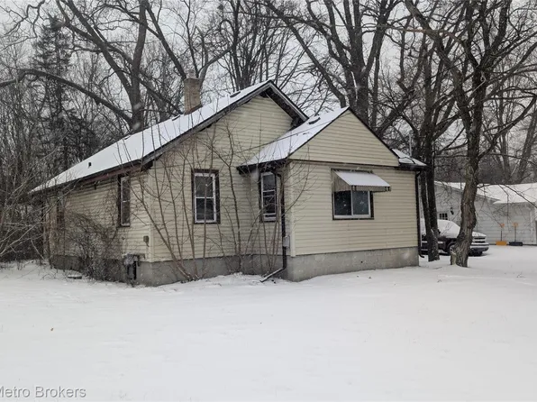 2400 N State Rd, Davison, MI 48423