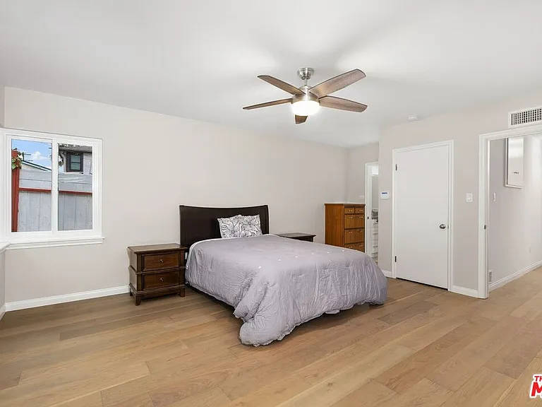 6204 S Corning Ave — Photo 21