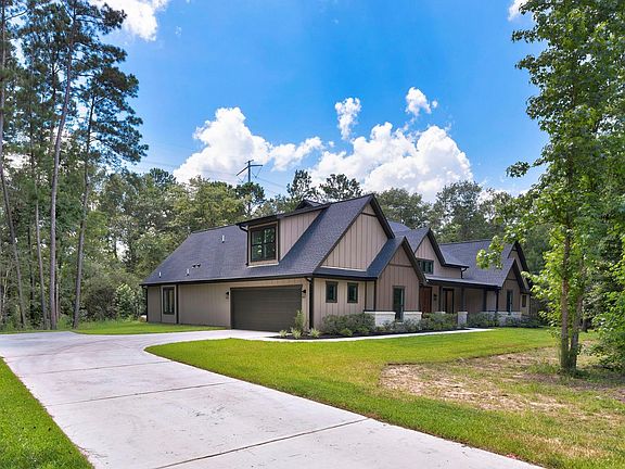 4th image of 17772 Plantation Dr