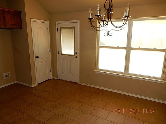 4th image of 11904 NW 135th St