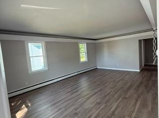 301 W Broad St #1, Paulsboro, NJ 08066