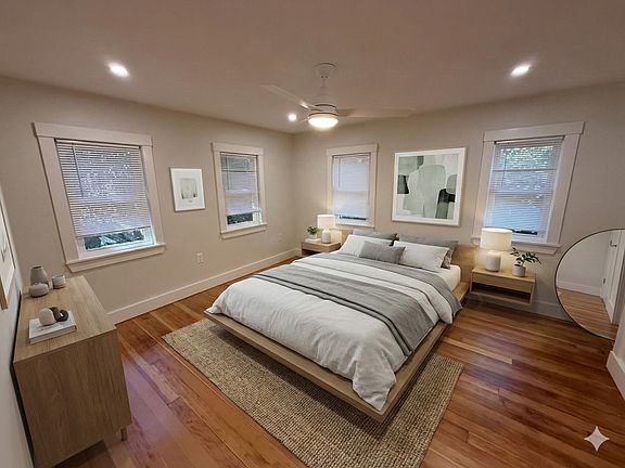 2nd image of 38 Gibson St #3DD