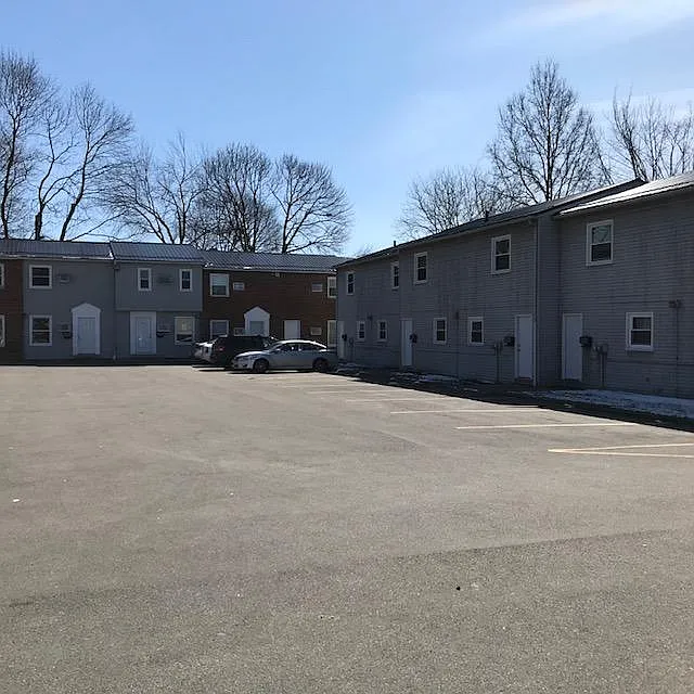2 bed, 800 sqft, $895 — Photo 2