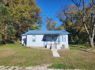 204 College Street, Greenfield, MO 65661