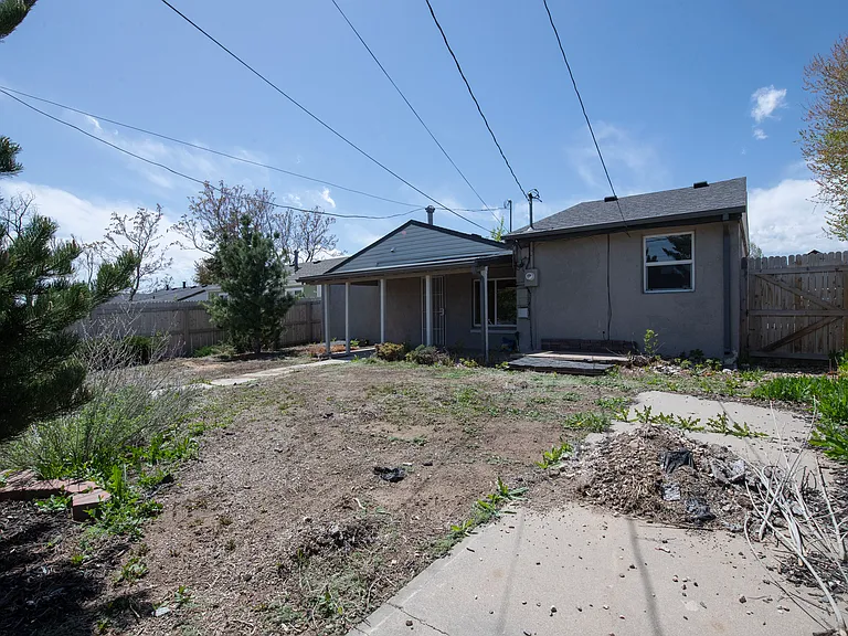 30 S Wolff St — Photo 32