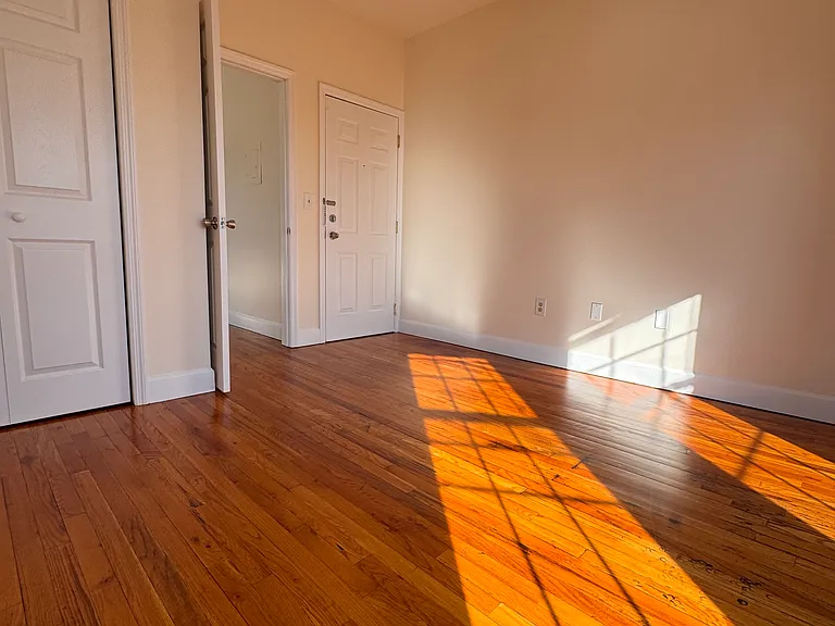 226 Linden Ave #3L — Photo 11