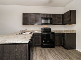 5529 Eagle Point Dr, Fort Worth, TX 76119