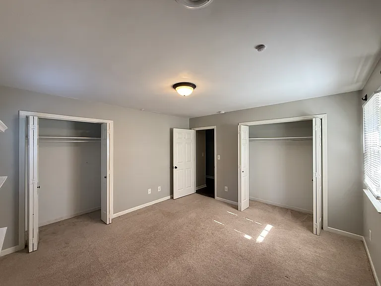 185 Heatherton Way — Photo 20