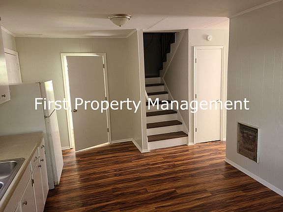 5th image of 722 Sylvan Dr