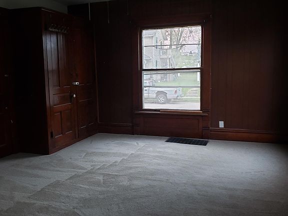 5th image of 405 Andover St #A