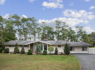 66 Horizon Ter, Hawthorne, NJ 07506