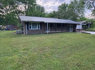 106 Brewer St, Scottsboro, AL 35768