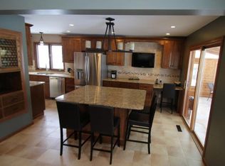 1762 20th Ave NW, New Brighton, MN 55112