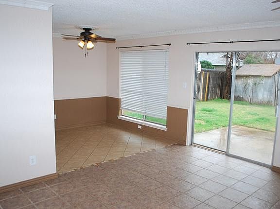 5th image of 7604 Red Oak St