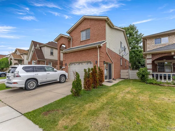 7644 Steadman St, Dearborn, MI 48126