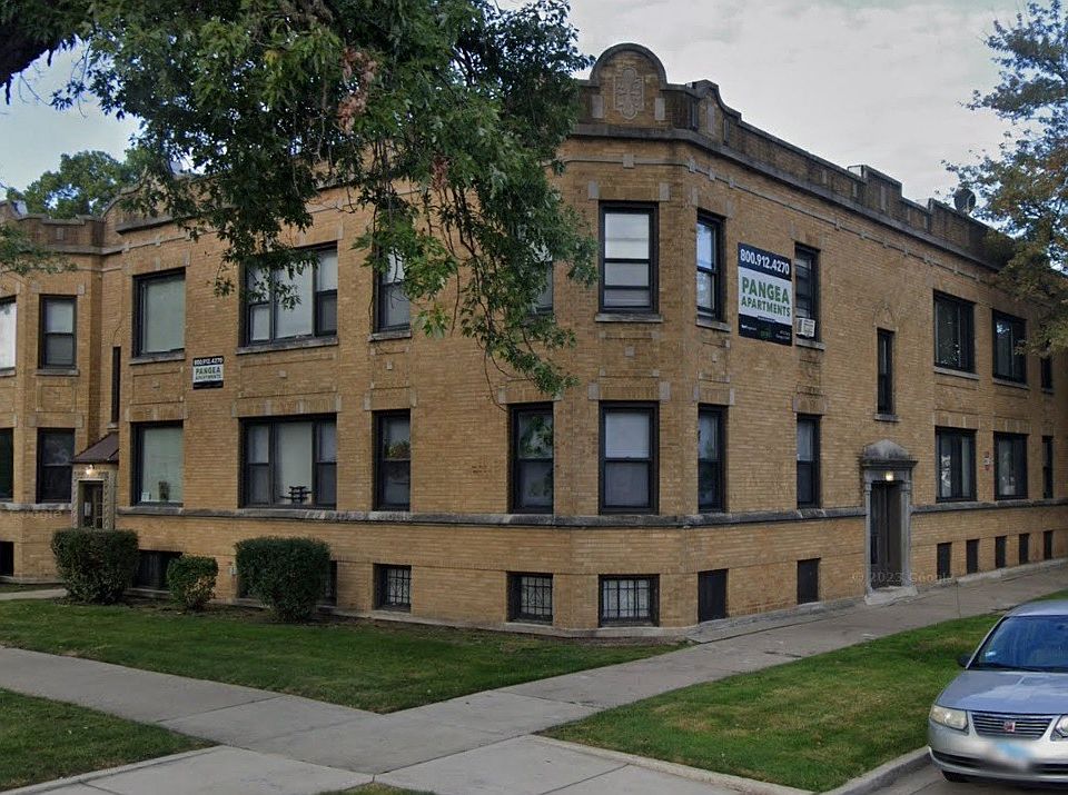 7800 S Michigan Exterior
