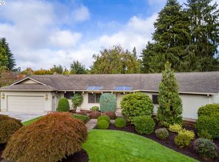 2145 Greenview St, Eugene, OR 97401