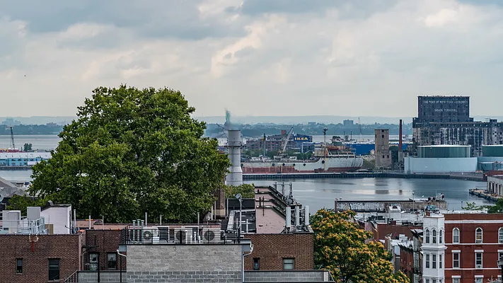 Rented by Nooklyn NYC LLC | media 21