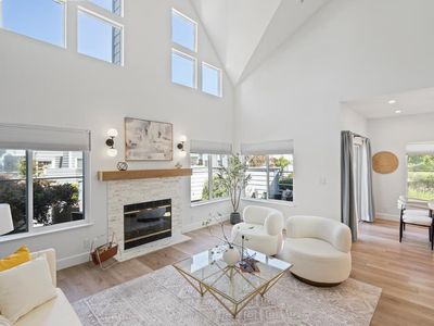 26 Binnacle Ln, Foster City, CA, 94404