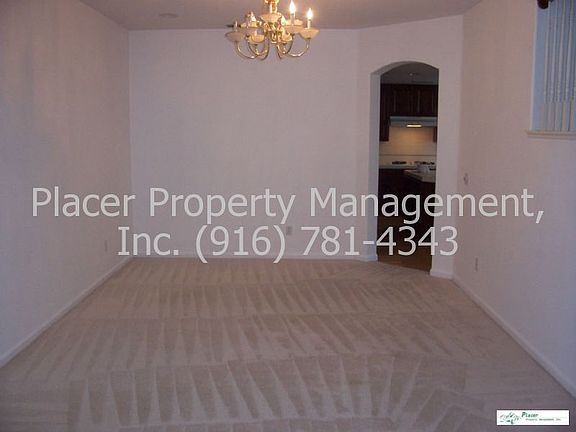 Formal dining room