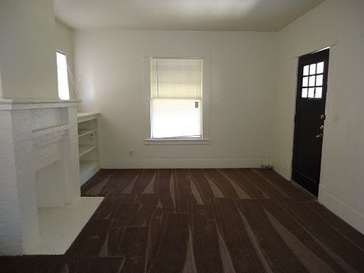 2nd image of 819 Hollywood Ave