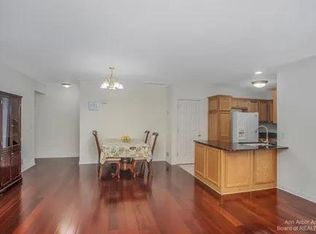 3372 Endsleigh Ln, Ypsilanti, MI