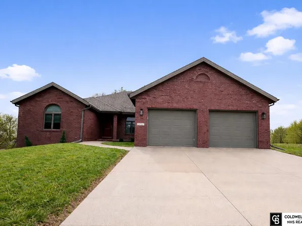2257 Westwood Dr, Crete, NE 68333
