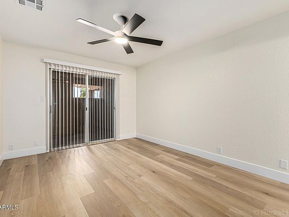 3rd image of 522 W BLACKHAWK Drive #3