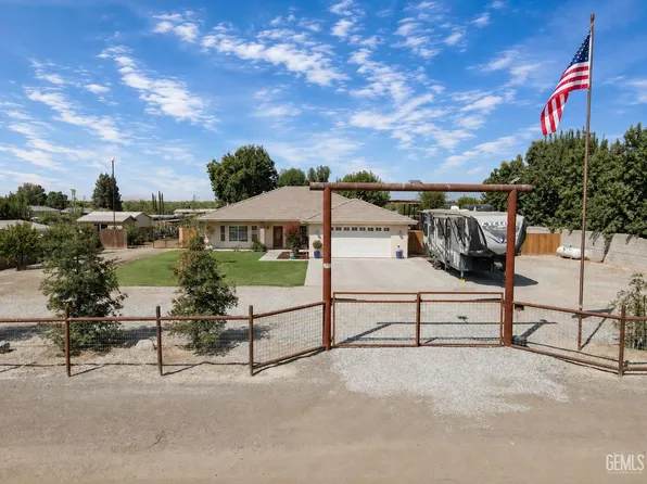 5701 Willard St, Bakersfield, CA 93314