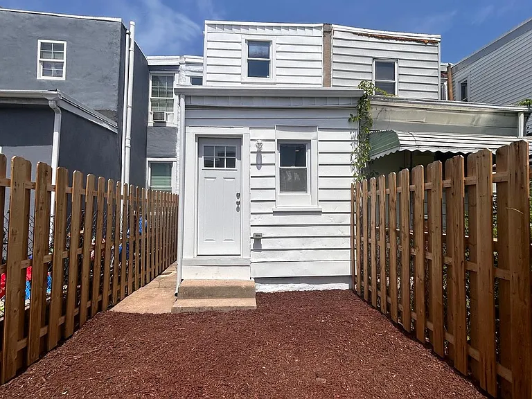 3047 Coral St — Photo 14